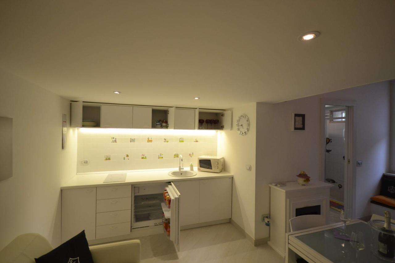 Bed and Breakfast Golden Bay Trani Exterior foto