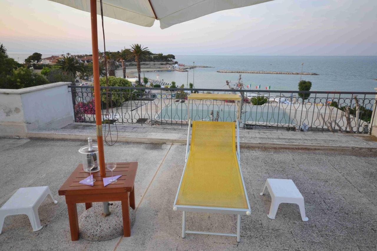 Bed and Breakfast Golden Bay Trani Exterior foto