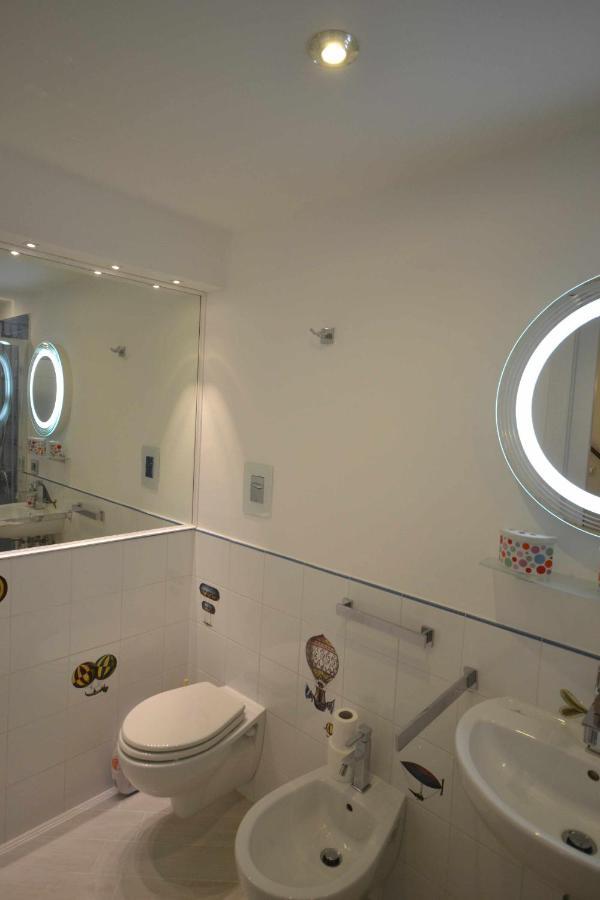 Bed and Breakfast Golden Bay Trani Exterior foto