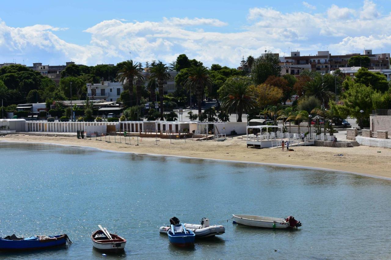 Bed and Breakfast Golden Bay Trani Exterior foto